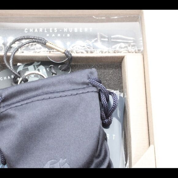 Charles-Hubert, Paris #3851 Hunter Case Picture Frame Quartz Pocket Watch - Picture 5 of 11